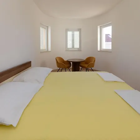 Apartment Domo Makarska Exterior photo