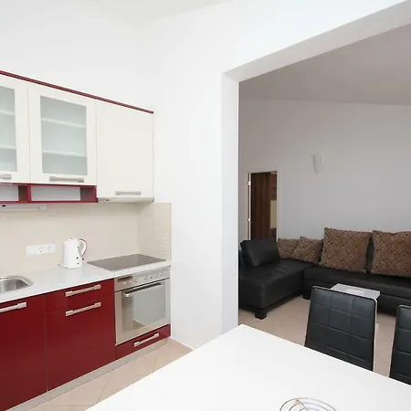 Apartment Domo Makarska Exterior photo