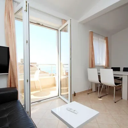 Apartment Domo Makarska Exterior photo