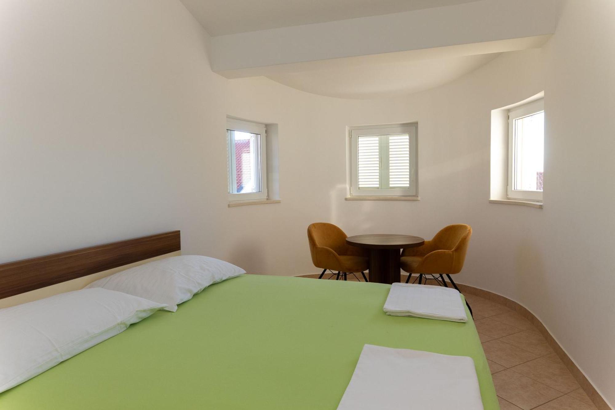 Apartment Domo Makarska