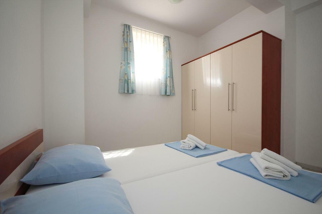 Apartment Domo Makarska