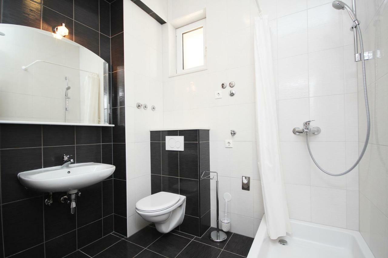 Apartment Domo Makarska