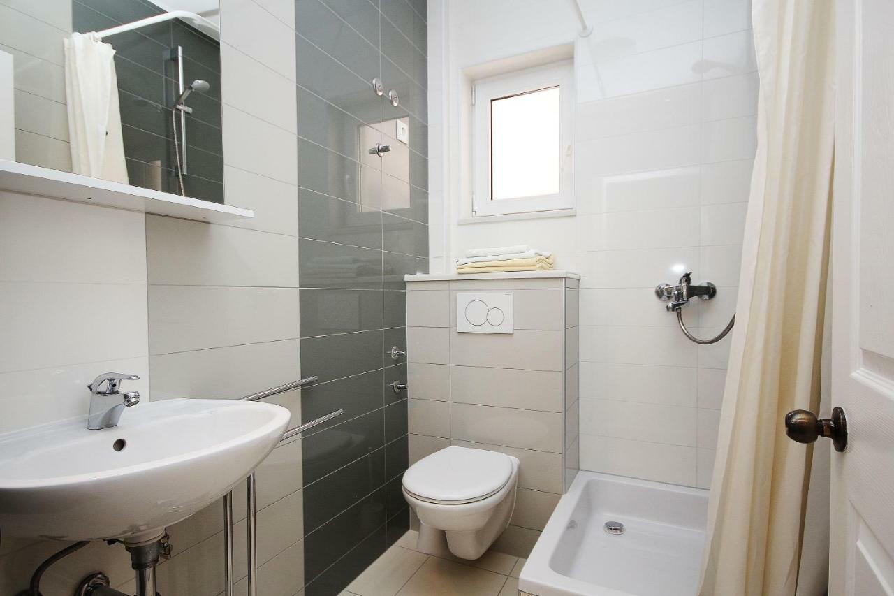 Apartment Domo Makarska